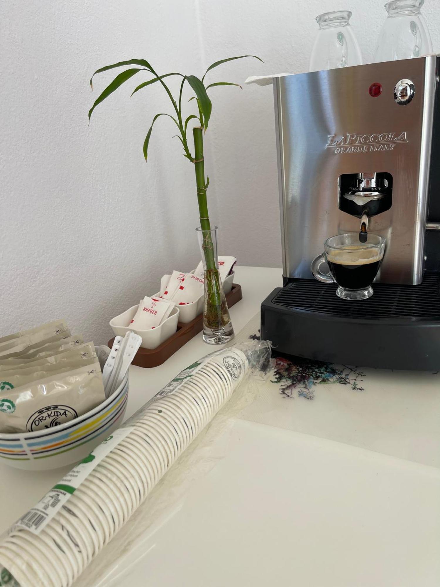 Kristi Apartment 2 Min To Sea Netflix & Espresso Station Sarandë Exteriér fotografie